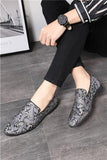 Classic Floral Pattern Embroidery Suede Men's Loafers